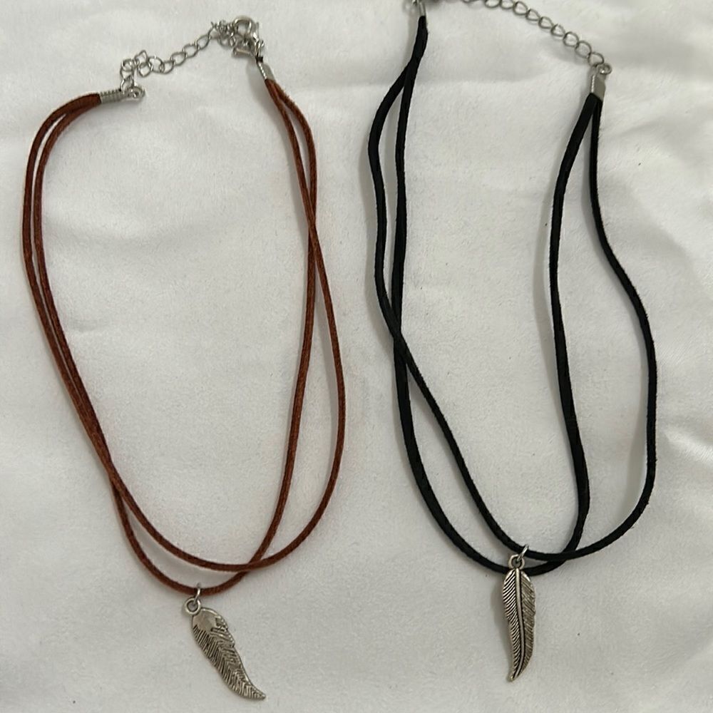 2 feather chokers 